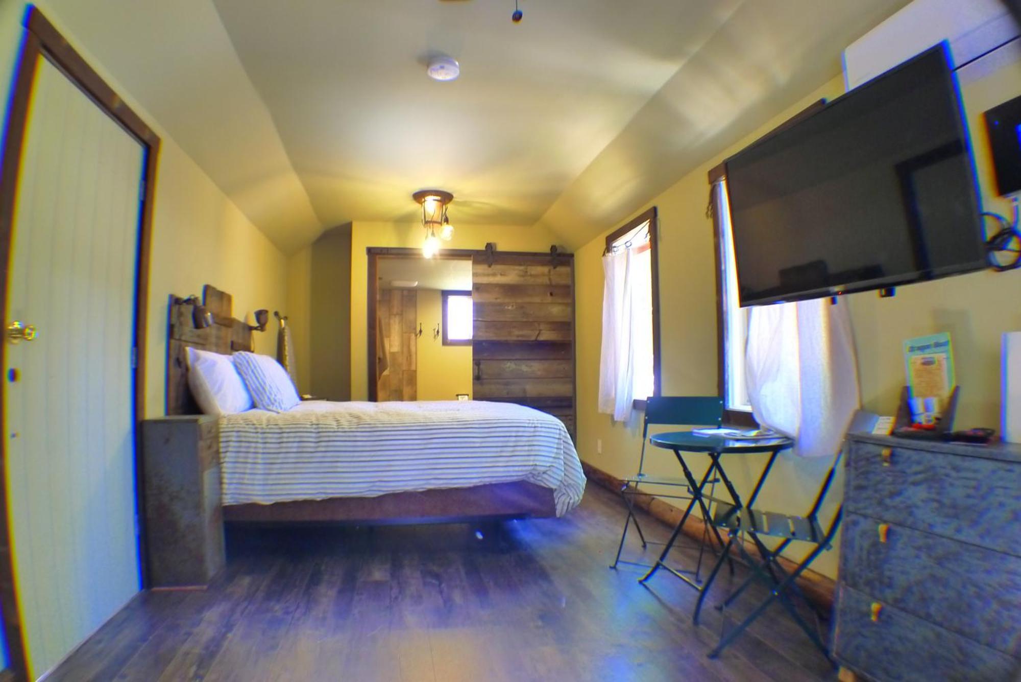 Miner's Camp Motel Foresthill
