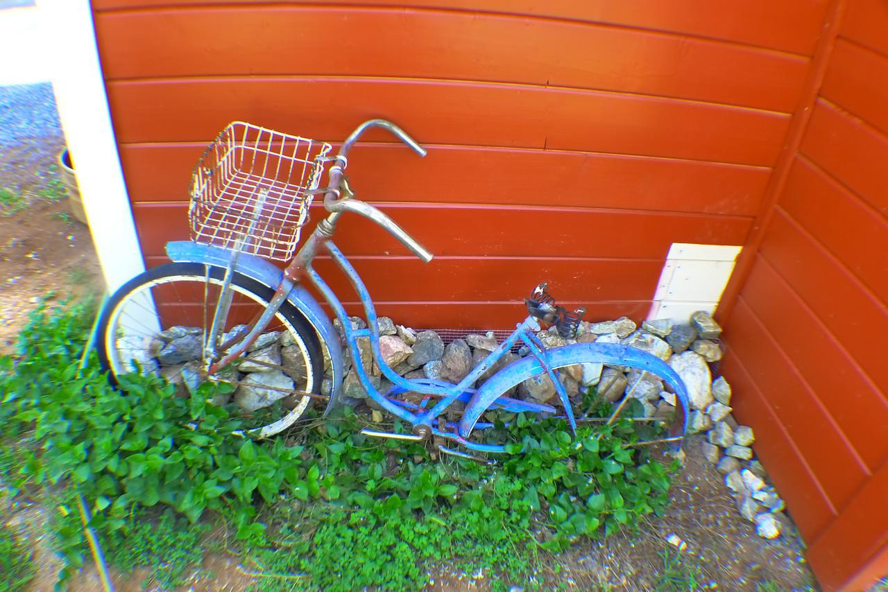 Miner's Camp Motel 4*