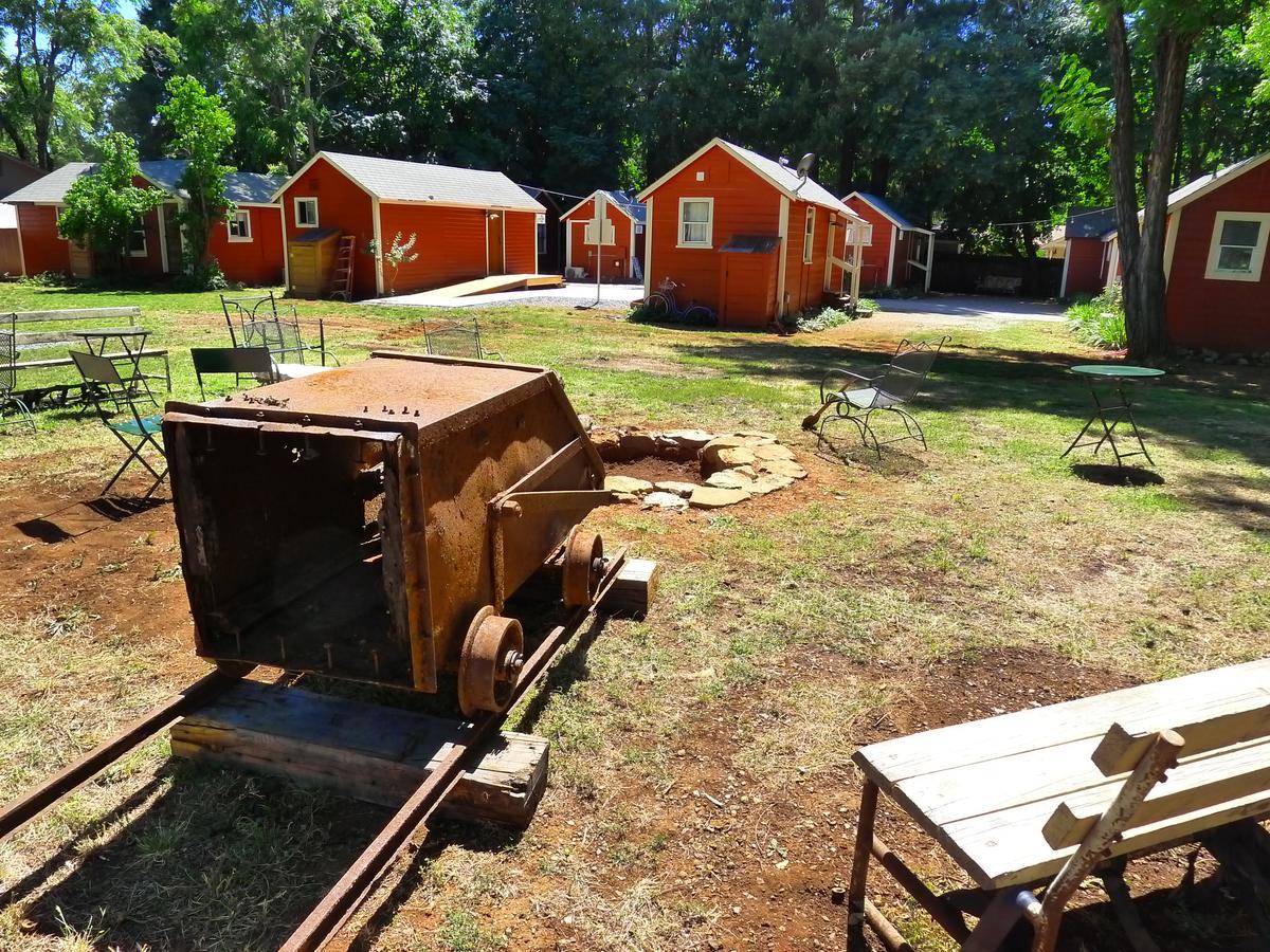 Miner's Camp Foresthill