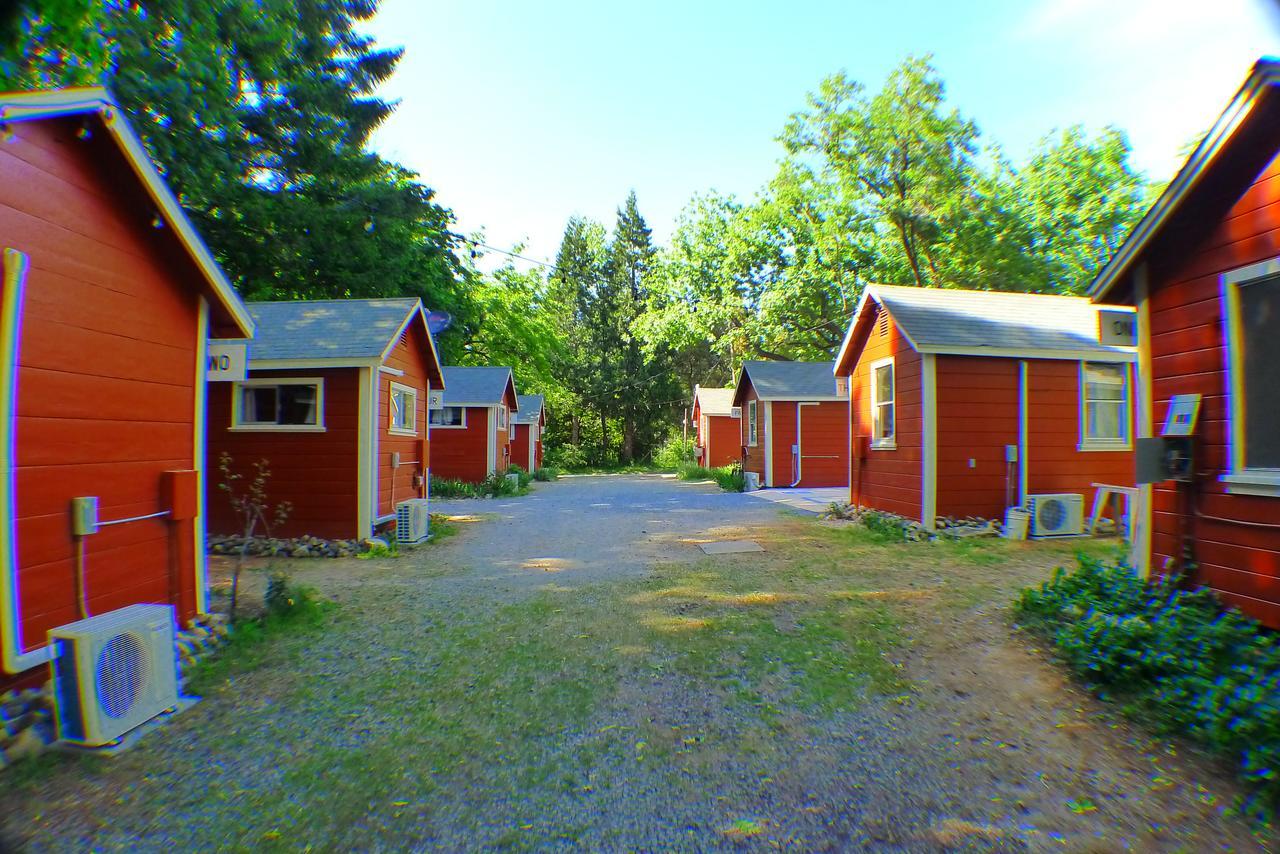 Miner's Camp 4* Foresthill
