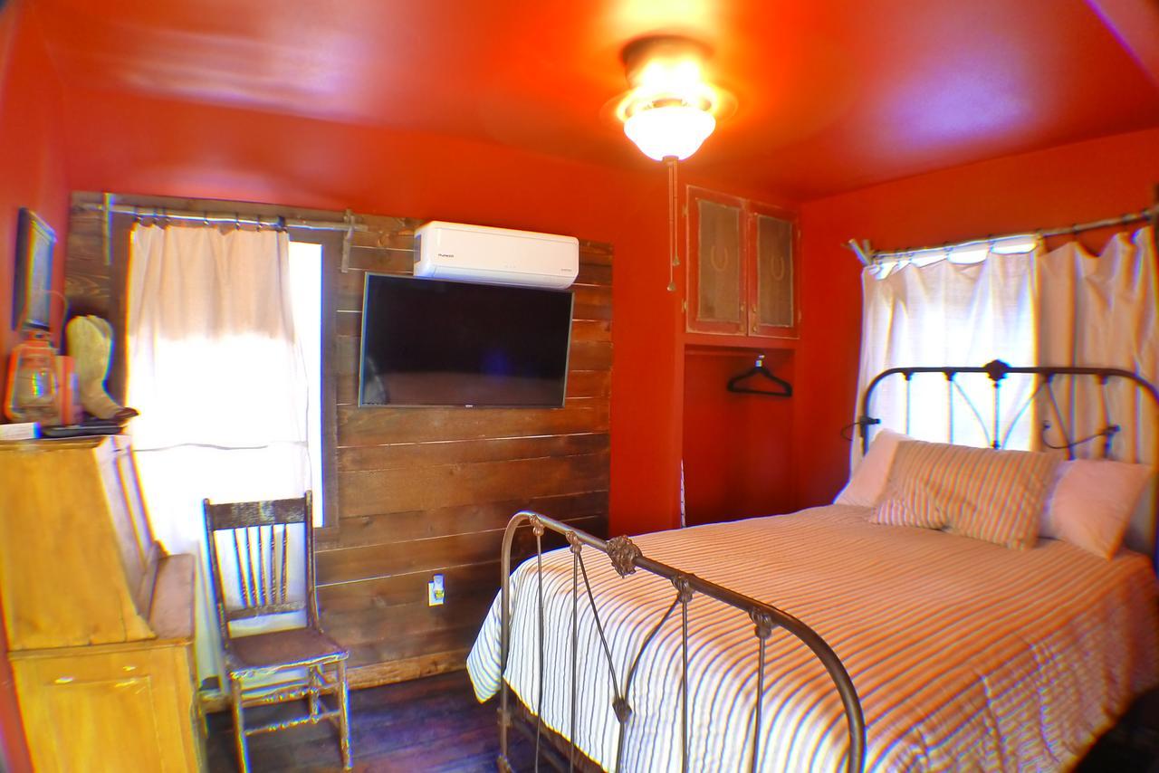 Miner's Camp Motel