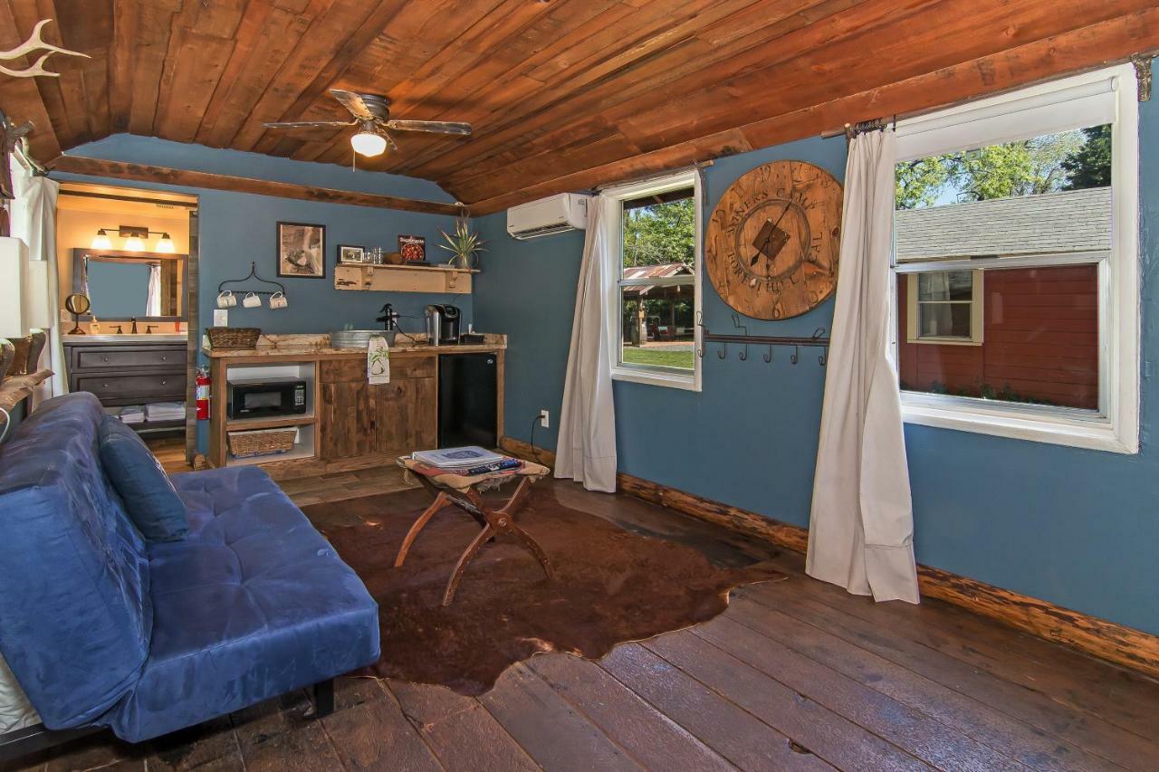 Miner's Camp Foresthill