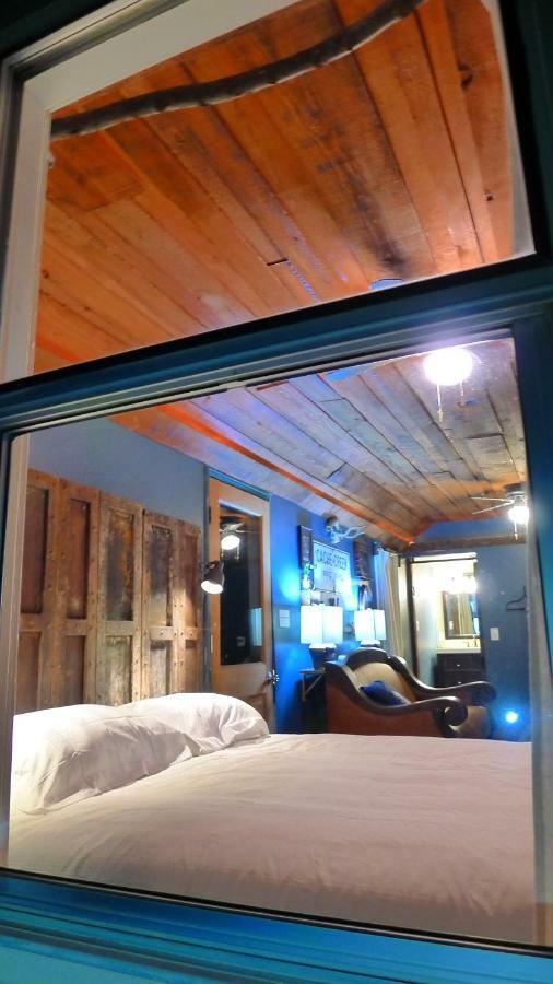Miner's Camp 4* Foresthill